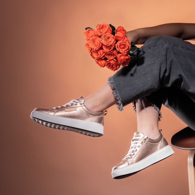 Vintage Wash Rattan Trainers - Blush
