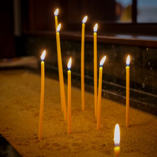 Modern Cotton Candle