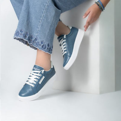 Classic Linen Trainers