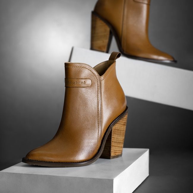Rustic Linen Ankle Boots