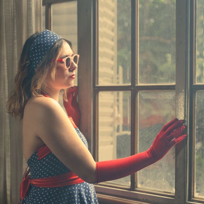 Heritage Oak Dress - Red
