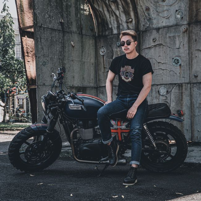 Quilted Tee - Navy